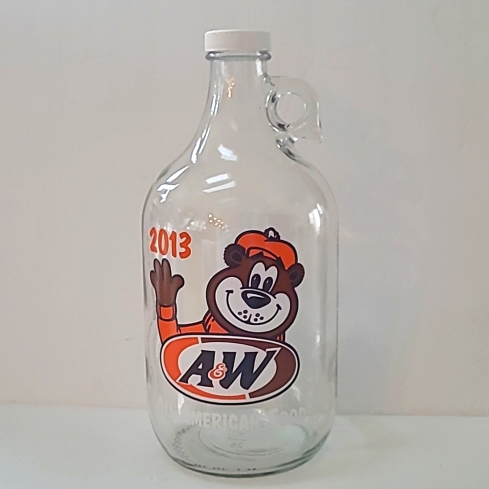 2013 A & W growler